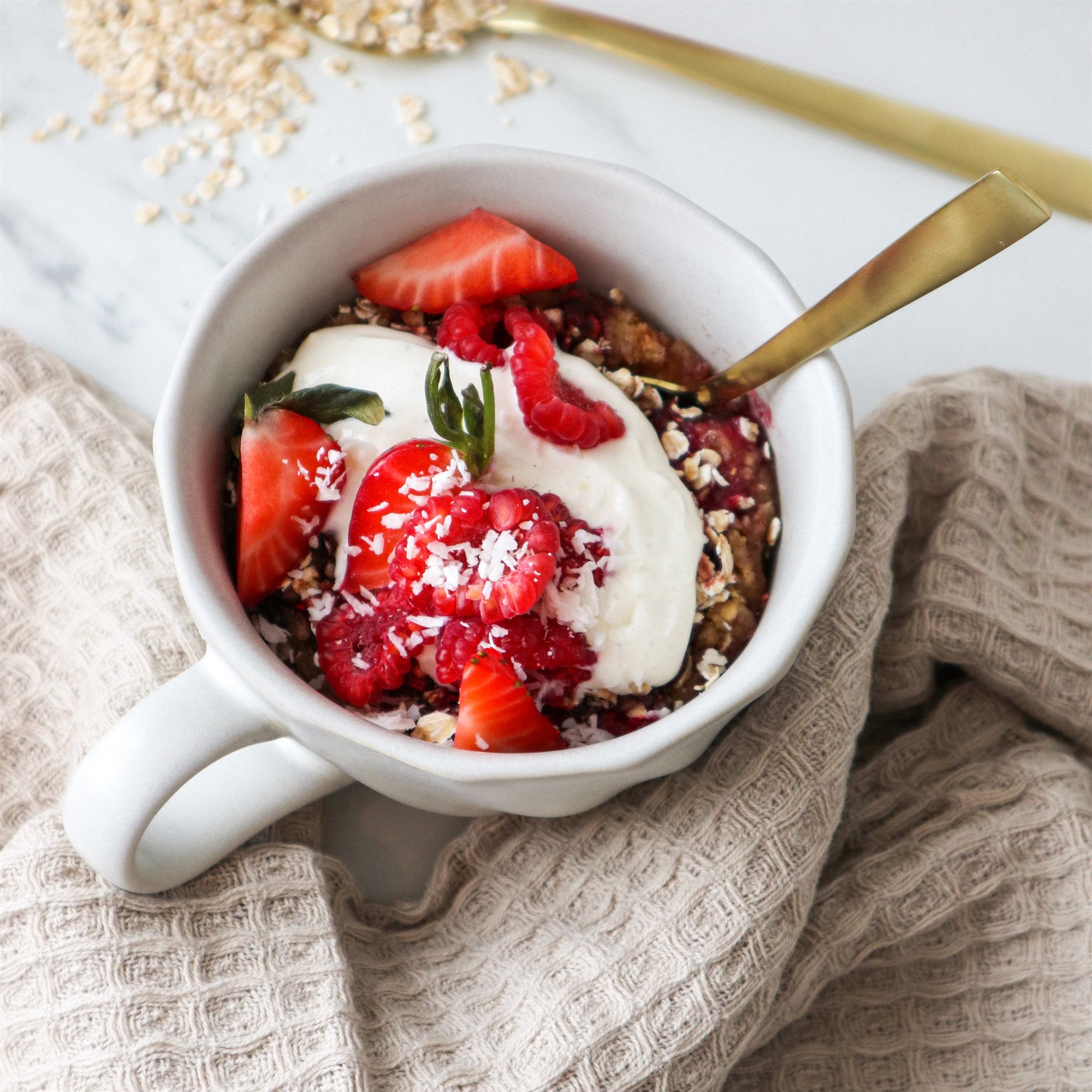 Morning cookie mug with raspberries